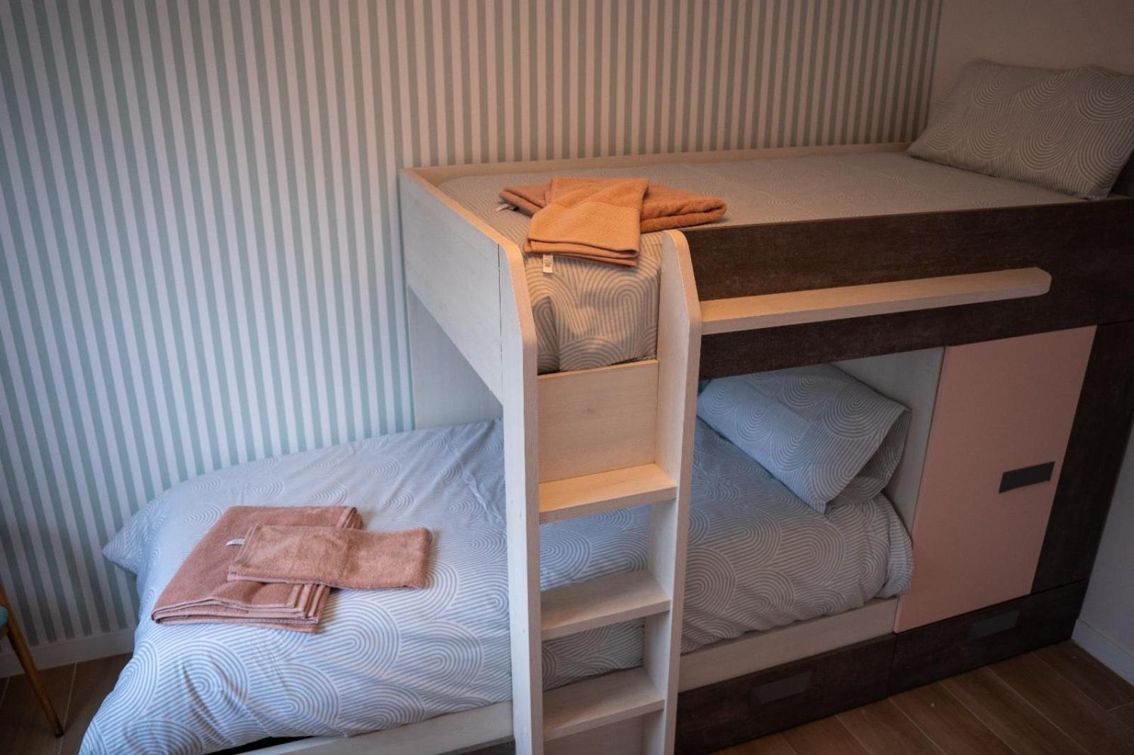 La Siesta Hostel อัลมาร์ดา ภายนอก รูปภาพ